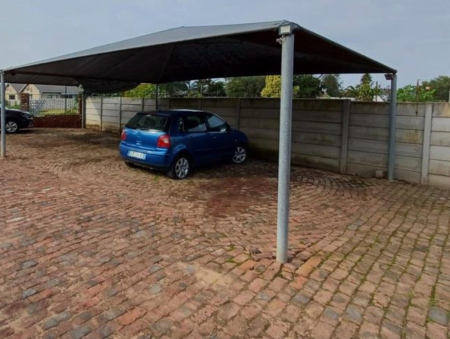 2 Bedroom Property for Sale in Windsor Park Eastern Cape